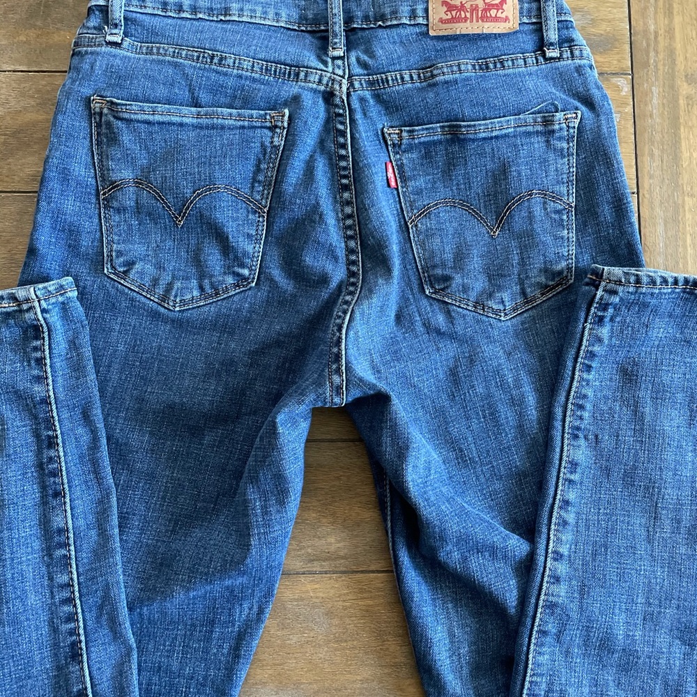 Levi’s 721 Hi-rise Skinny Jeans sz28